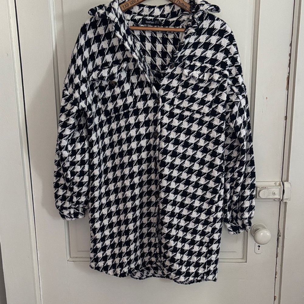 Boohoo Black & White Houndstooth coat
